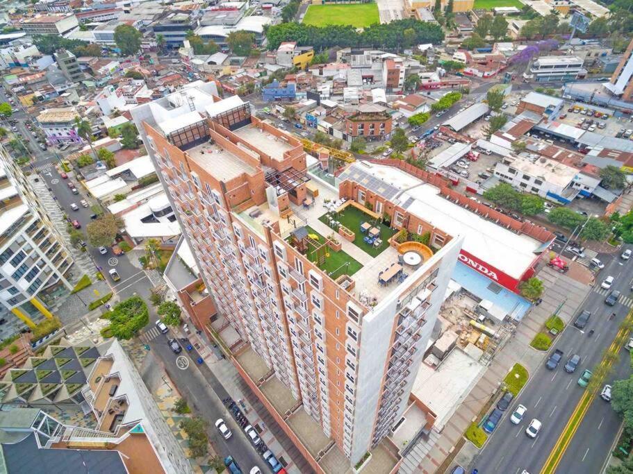 Lovely 1 Bedroom Unit With Free Parking Modra Zone 4 Guatemala Dış mekan fotoğraf