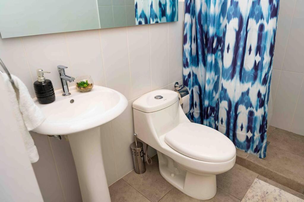 Lovely 1 Bedroom Unit With Free Parking Modra Zone 4 Guatemala Dış mekan fotoğraf